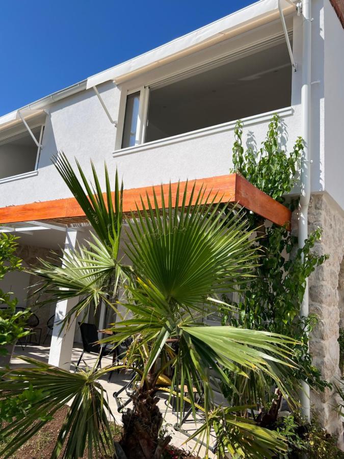 Apartments Xenia Pakoštane Exterior foto
